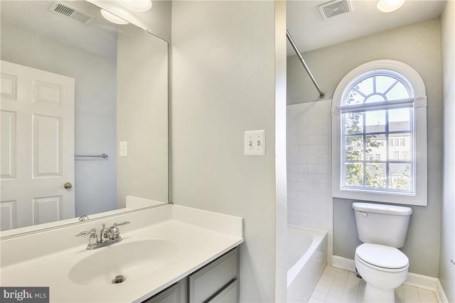 12923 BENTON PARK CIR, Clarksburg, MD 20871