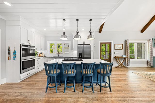 318 Foxy Lane, Martin, GA 30557