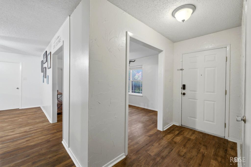 Image 10 of property listing at 3505 Westover Terrace, San Angelo, TX 76904