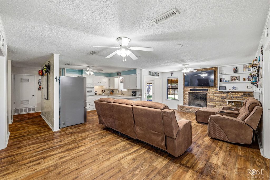 Image 11 of property listing at 3505 Westover Terrace, San Angelo, TX 76904