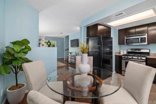 4523 College Way E, San Diego, CA 92115