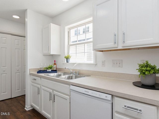 104 Cliffdale Road, Holly Springs, NC 27540
