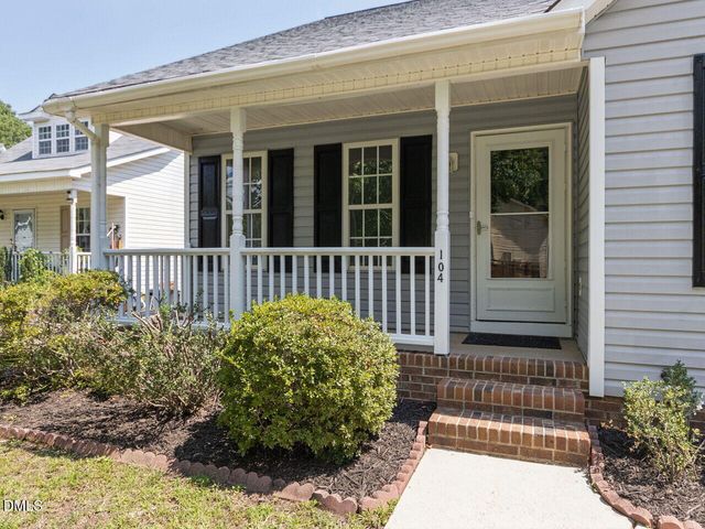 104 Cliffdale Road, Holly Springs, NC 27540