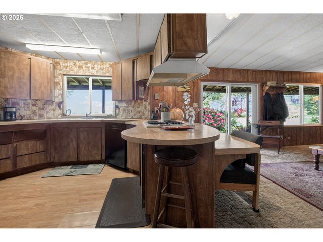 38125 Se LOUDEN Rd, Corbett, OR 97019