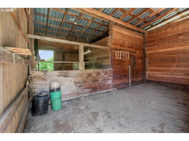38125 Se LOUDEN Rd, Corbett, OR 97019