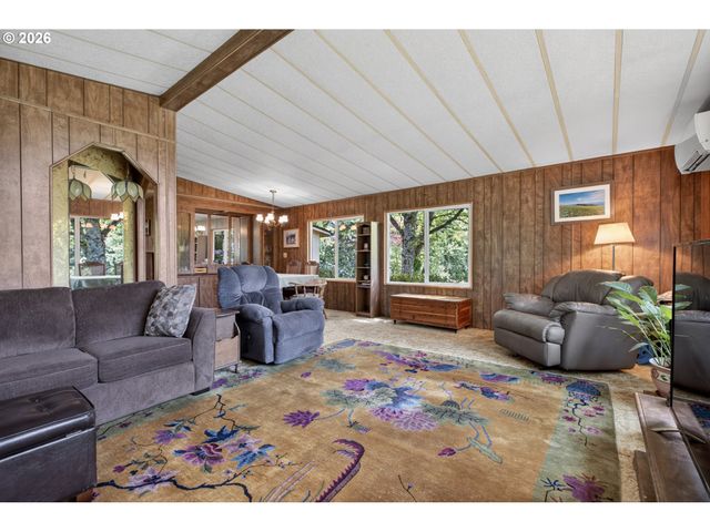 38125 Se LOUDEN Rd, Corbett, OR 97019