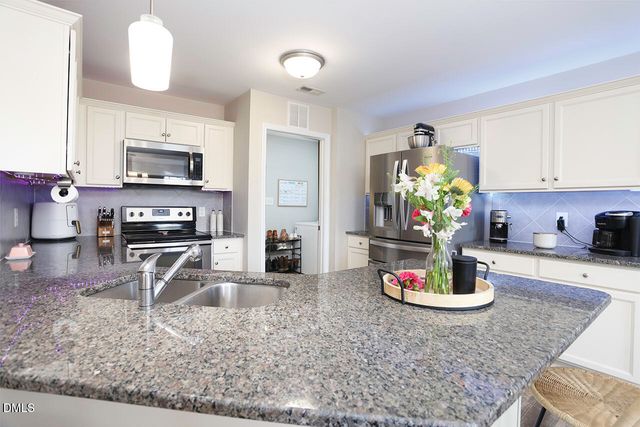 22 Willard Wood Run, Benson, NC 27504