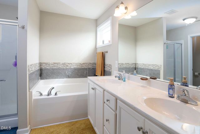 22 Willard Wood Run, Benson, NC 27504