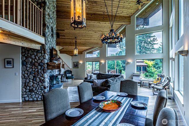 26044 SE 192nd Street, Maple Valley, WA 98038