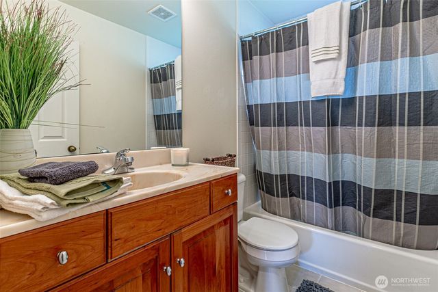 26044 SE 192nd Street, Maple Valley, WA 98038