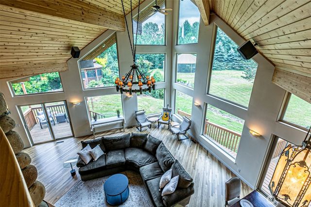 26044 SE 192nd Street, Maple Valley, WA 98038