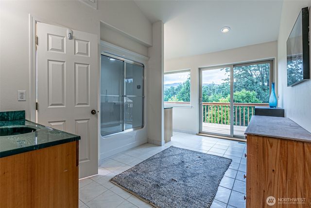26044 SE 192nd Street, Maple Valley, WA 98038