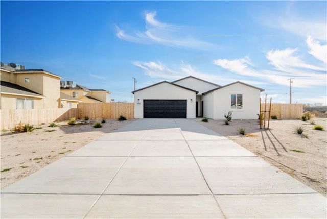 9224 Holly Avenue, California City, CA 93505