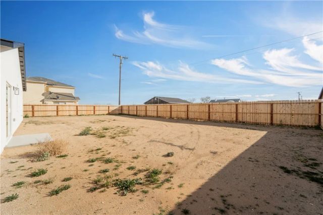 9224 Holly Avenue, California City, CA 93505
