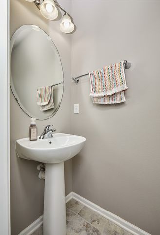 137 63rd Street, West Des Moines, IA 50266