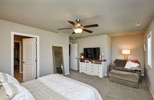 137 63rd Street, West Des Moines, IA 50266