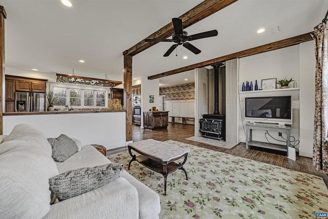 4337 RIDDLES BRIDGE RD, Goochland, VA 23063