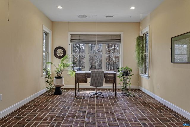 4337 RIDDLES BRIDGE RD, Goochland, VA 23063