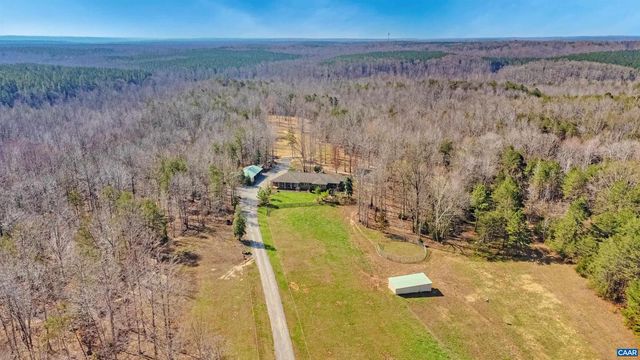 4337 RIDDLES BRIDGE RD, Goochland, VA 23063