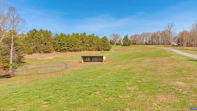 4337 RIDDLES BRIDGE RD, Goochland, VA 23063