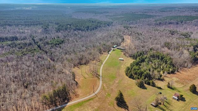 4337 RIDDLES BRIDGE RD, Goochland, VA 23063