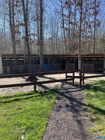 4337 RIDDLES BRIDGE RD, Goochland, VA 23063