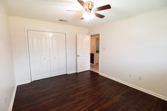 107 Piping Rock Drive, Houma, LA 70363