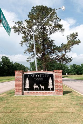 107 Piping Rock Drive, Houma, LA 70363