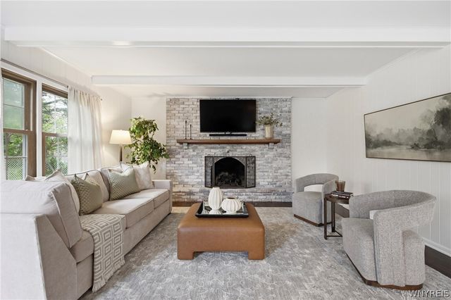 169 Presidents Walk, Amherst, NY 14221