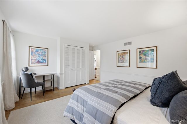 169 Presidents Walk, Amherst, NY 14221