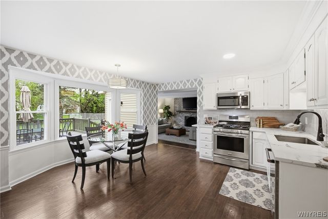 169 Presidents Walk, Amherst, NY 14221