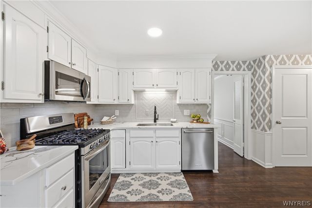 169 Presidents Walk, Amherst, NY 14221
