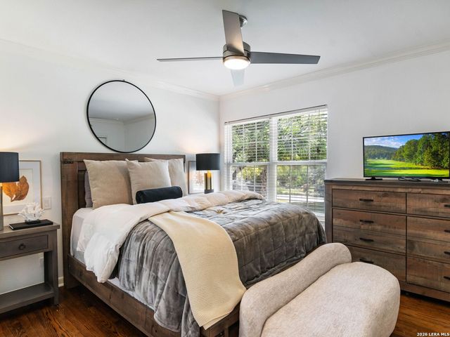 1109 Wiltshire Ave, Terrell Hills, TX 78209