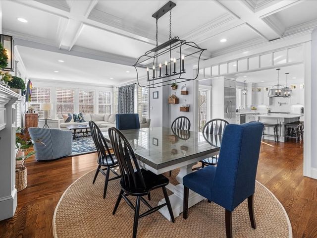 109 Thompson Ave, Westwood, MA 02090
