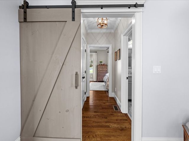 109 Thompson Ave, Westwood, MA 02090
