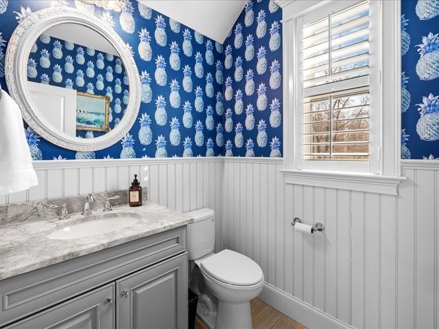109 Thompson Ave, Westwood, MA 02090