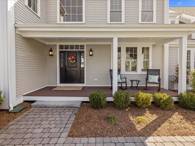 109 Thompson Ave, Westwood, MA 02090