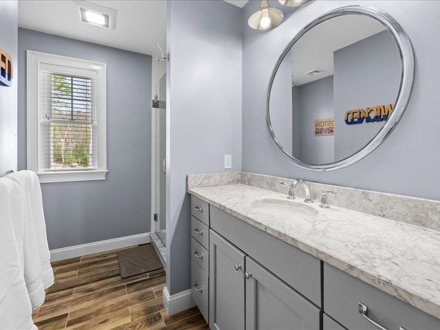 109 Thompson Ave, Westwood, MA 02090