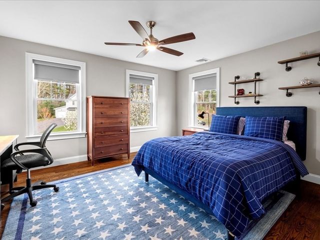 109 Thompson Ave, Westwood, MA 02090