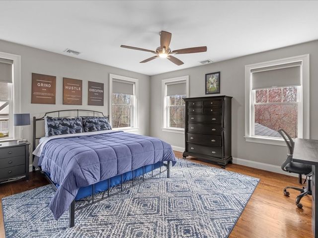 109 Thompson Ave, Westwood, MA 02090