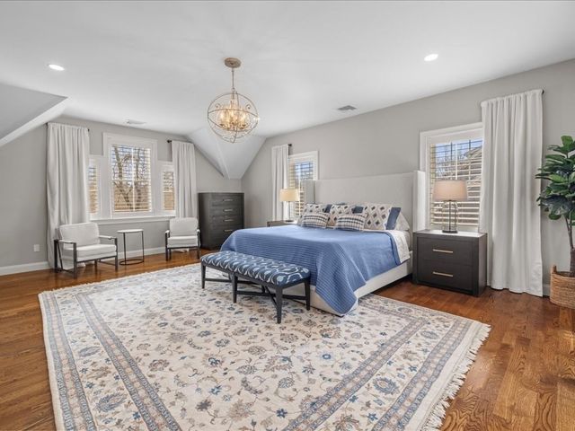 109 Thompson Ave, Westwood, MA 02090