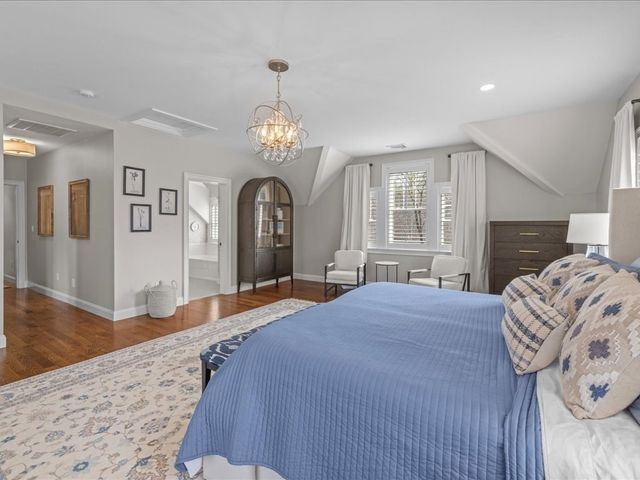 109 Thompson Ave, Westwood, MA 02090