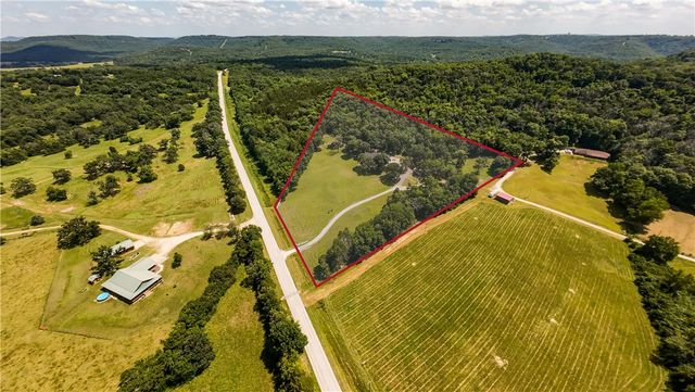 8054 Highway 23 North, Eureka Springs, AR 72631