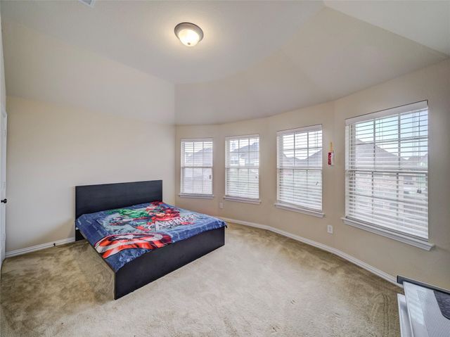 324 Enid Drive, Lewisville, TX 75056