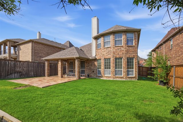 324 Enid Drive, Lewisville, TX 75056