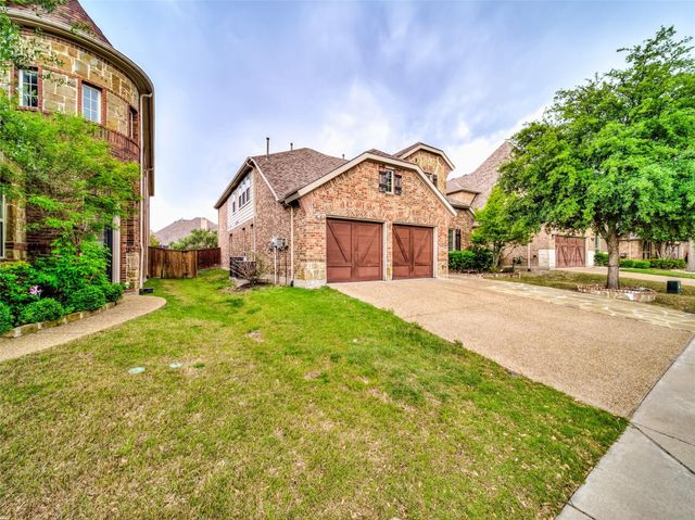 324 Enid Drive, Lewisville, TX 75056