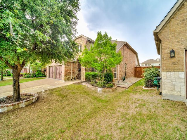 324 Enid Drive, Lewisville, TX 75056