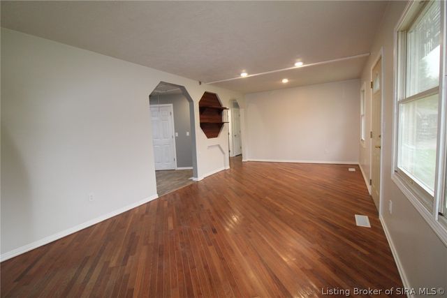 2123 Cherry Circle, Georgetown, IN 47122