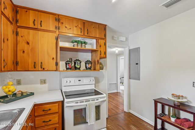 4455 WATER OAK Lane, Jacksonville, FL 32210