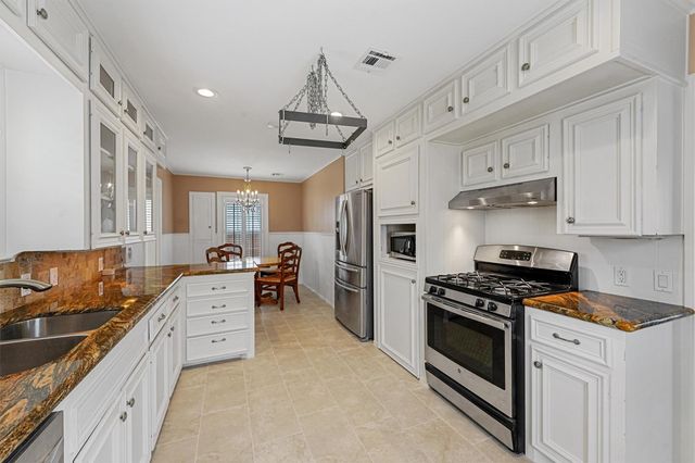 6645 Fairfield Street, Houston, TX 77023